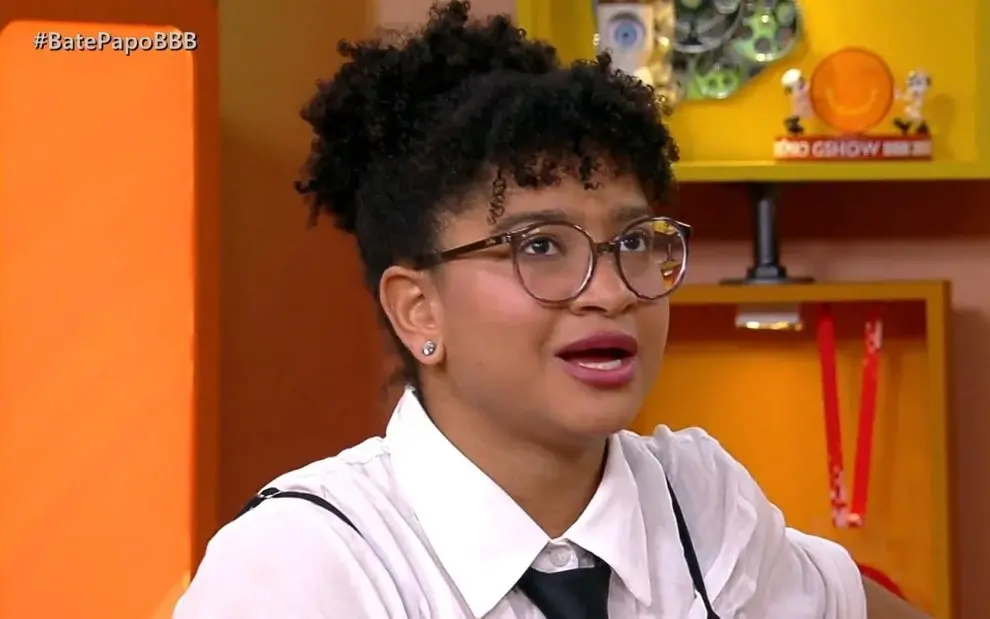 Milena durante participação no Bate-Papo BBB.