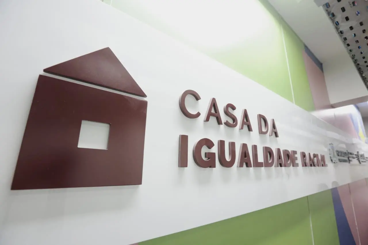 entrada da casa da igualdade racial em fortaleza.