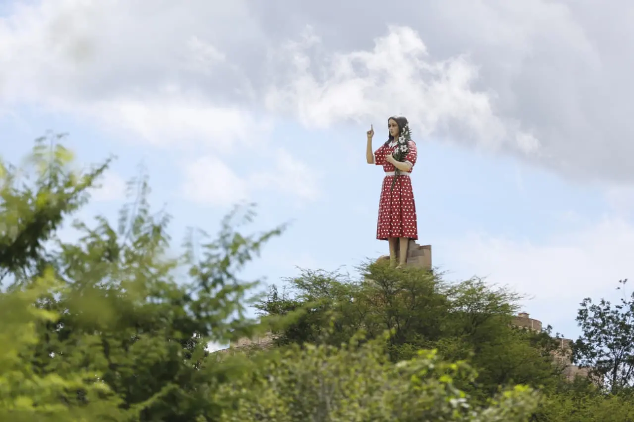 Imagem da estátua da Beata Benigna Cardoso no Ceará