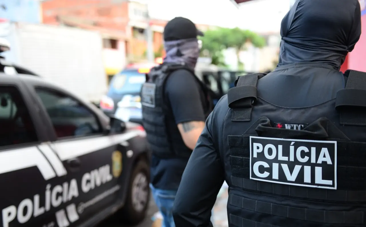 policia civil farda viatura.