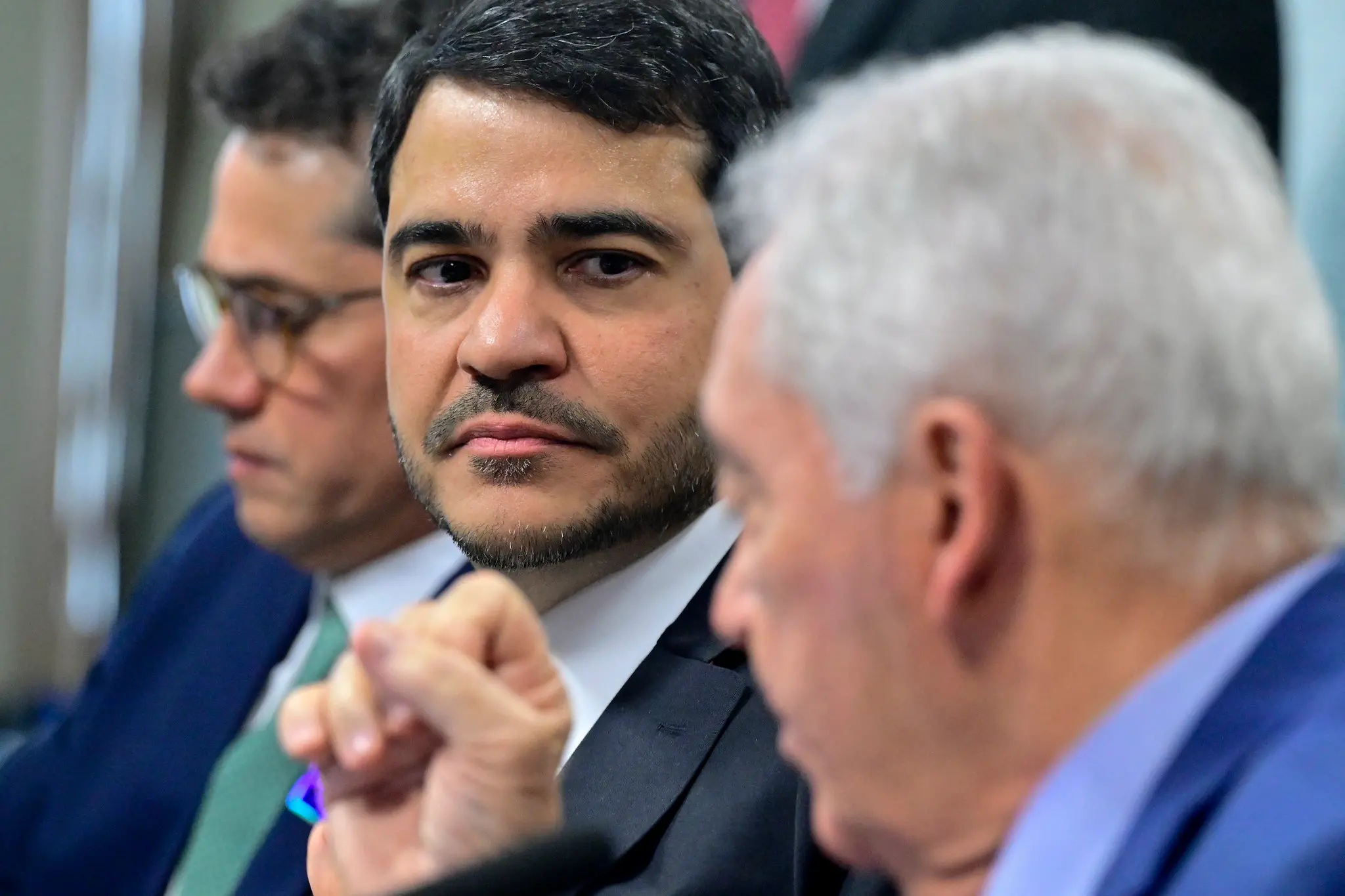 O advogado-geral da União, Jorge Messias, passa por sabatina no Senado, onde pode ser rejeitado ou aprovado para ser ministro do STF.