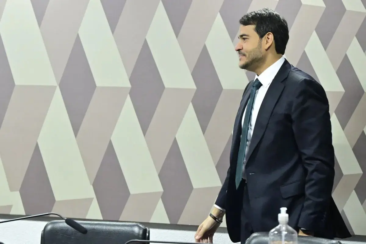 Imagem do advogado-geral da União, Jorge Messias, que passou em sabatina na CCJ.