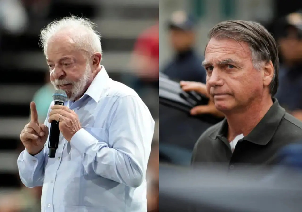 Homem branco de cabelo branco à esquerda, homem branco de cabelo castanho à direita.