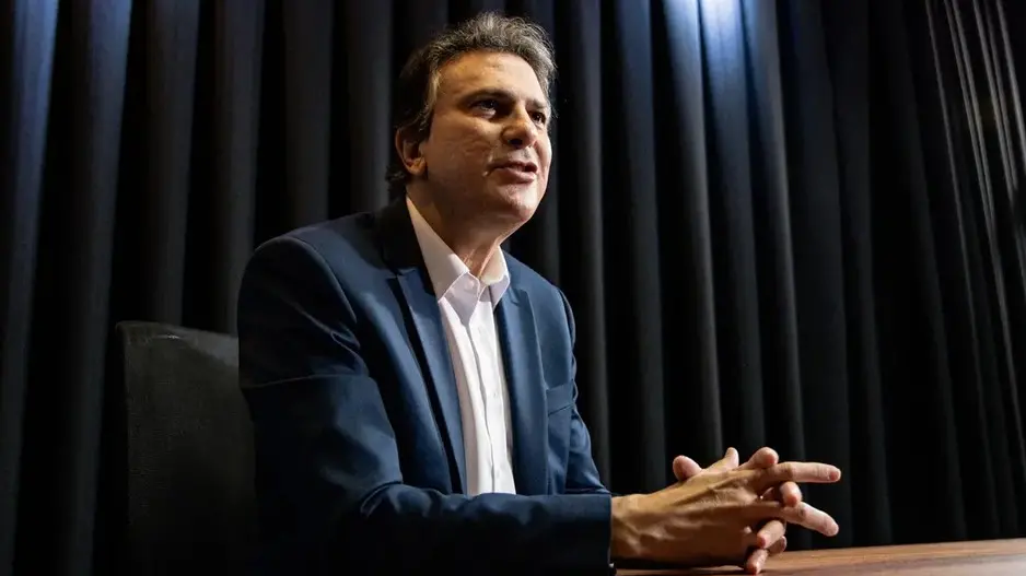 Senador Camilo Santana durante entrevista ao PontoPoder.