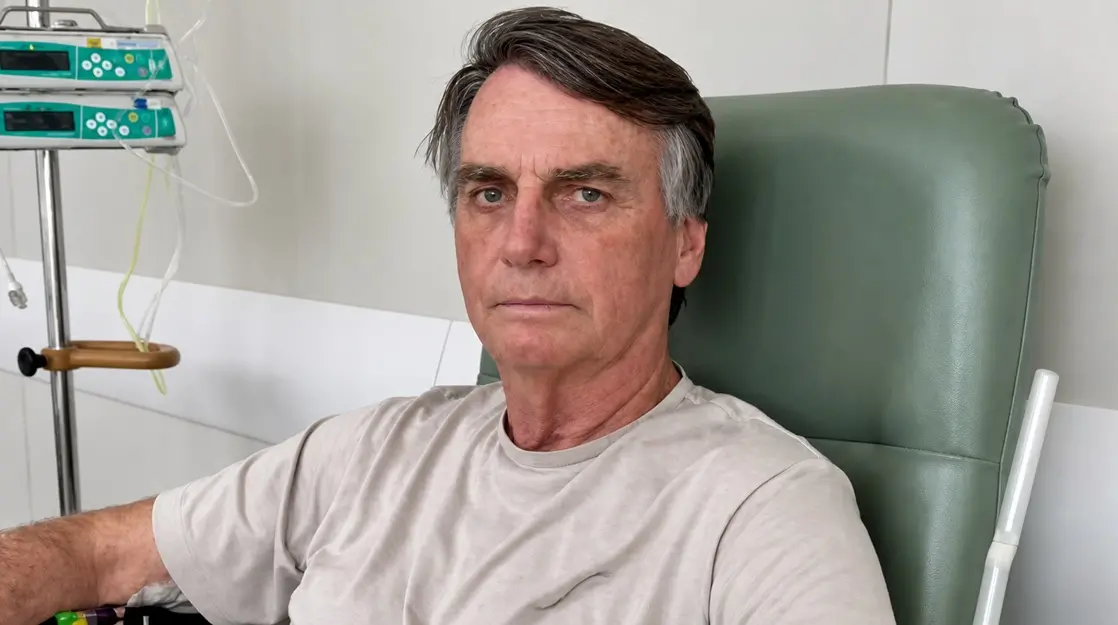 Intervenção em Bolsonaro tem como objetivo reparar o manguito rotador e tratar lesões associadas.