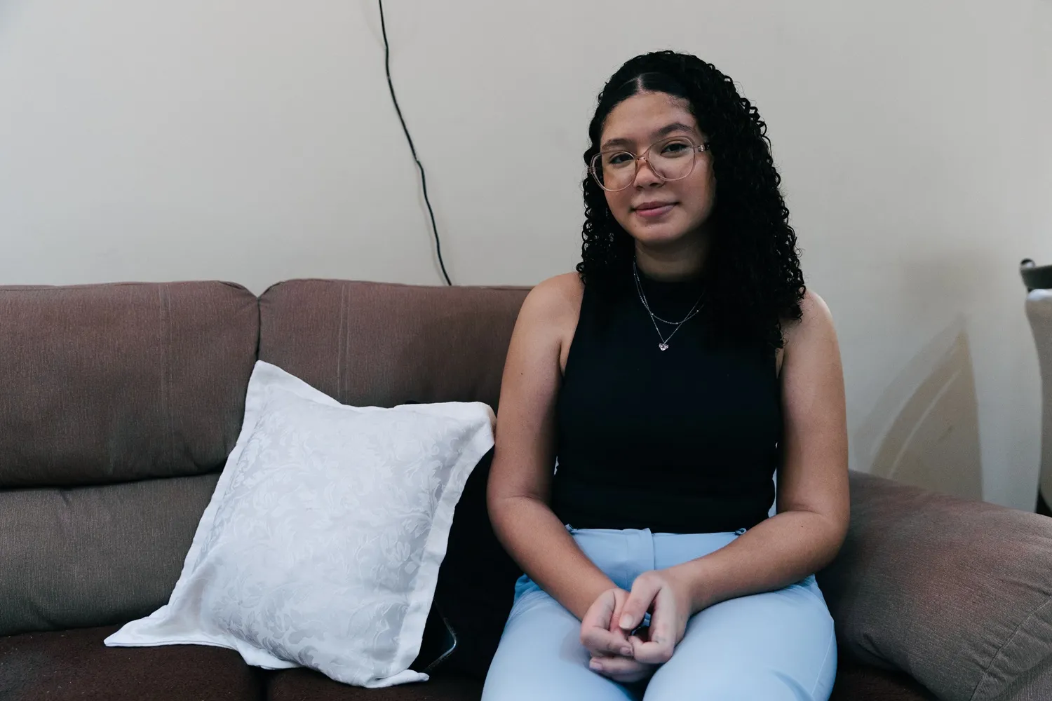Thays recebeu diagnóstico após descoberta da doença do pai, Tiago.
