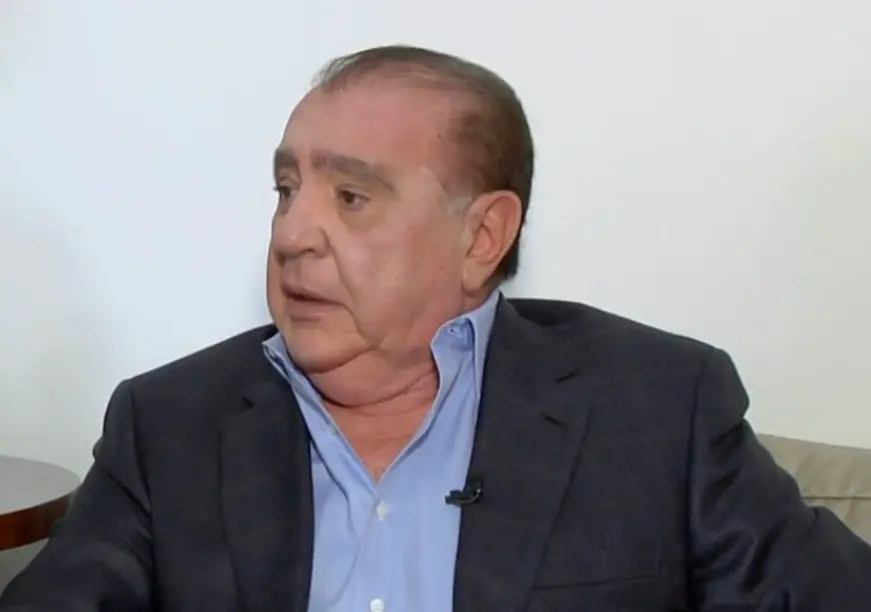 Foto que contém o empresário Walder Ary.