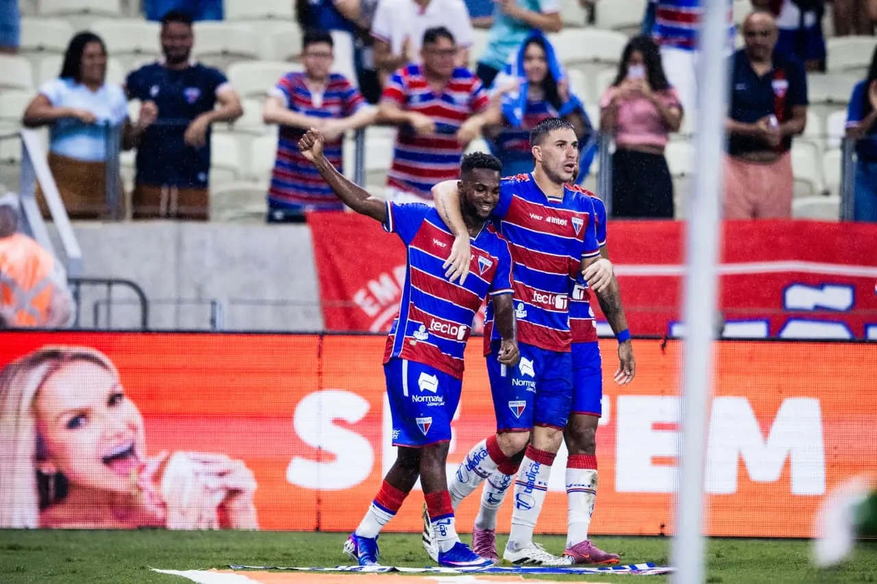 Fortaleza líder da Série B