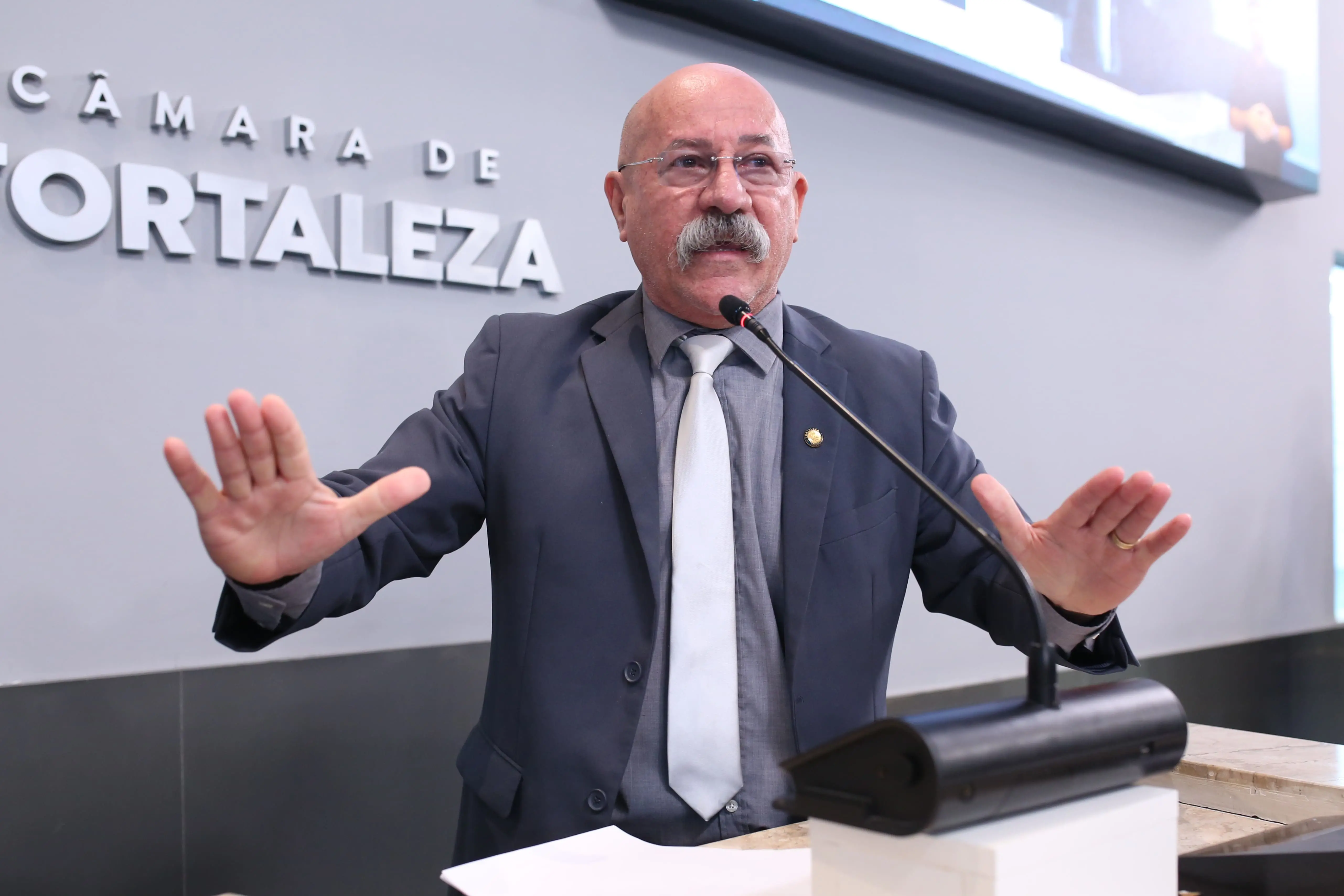 Foto do vereador de Fortaleza Inspetor Alberto.