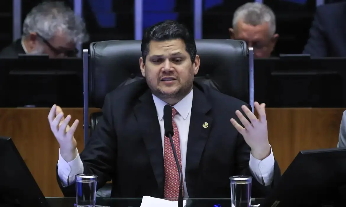 foto de Davi Alcolumbre (União Brasil-AP), presidente do Senado.