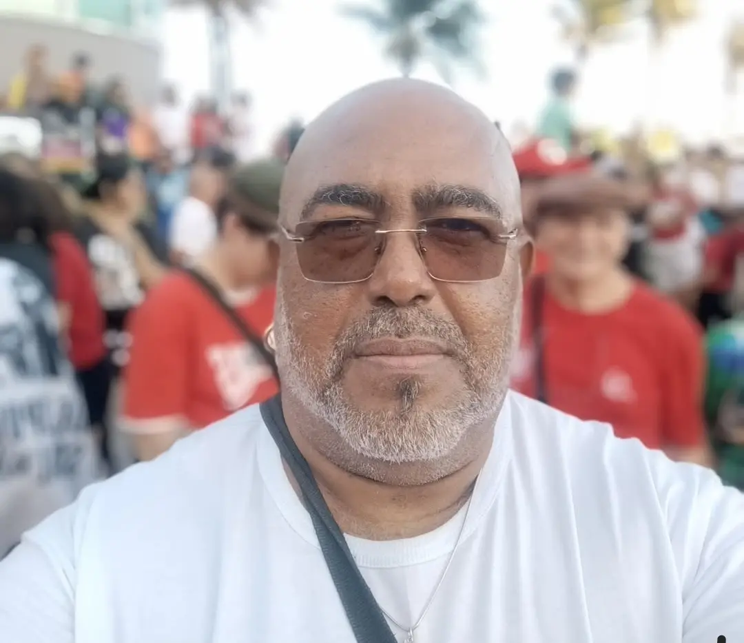 Imagem do professor e pesquisador cearense Hilário Ferreira, que teve morte confirmada neste sábado (9).