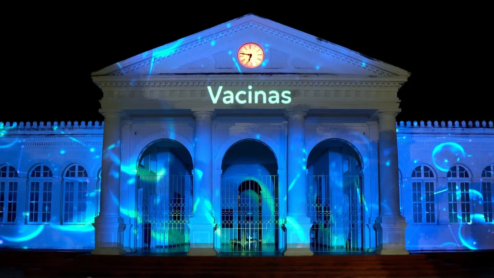 Homenagem às vítimas da Covid-19 e da pandemia, que está sendo realizada na Estação das Artes, em Fortaleza.