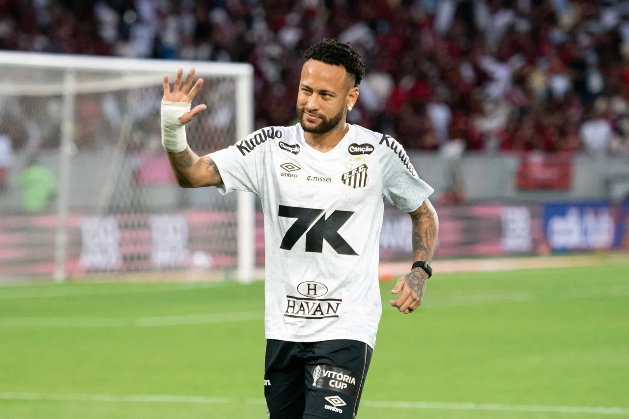 Neymar tem feito mais jogos pelo Santos