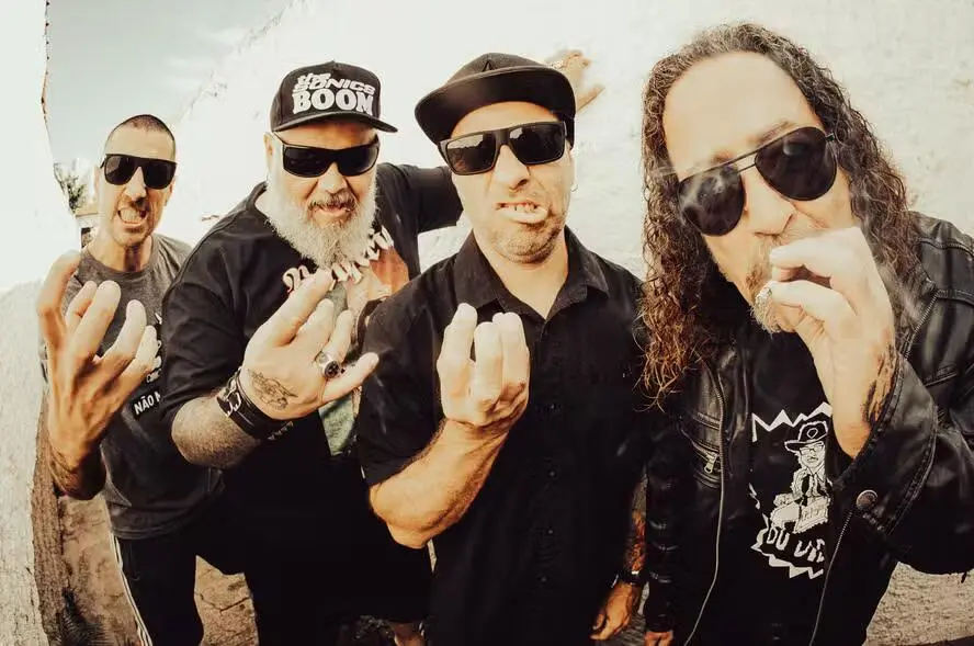 Ratos de Porão é um dos headliners do festival.