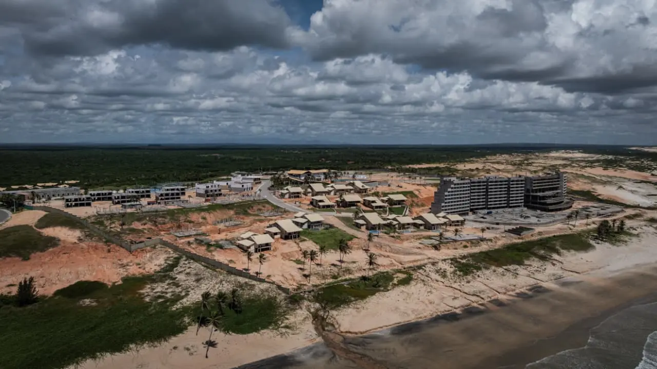 Vista aérea da área do complexo hoteleiro que seria Hard Rock na praia da Lagoinha.