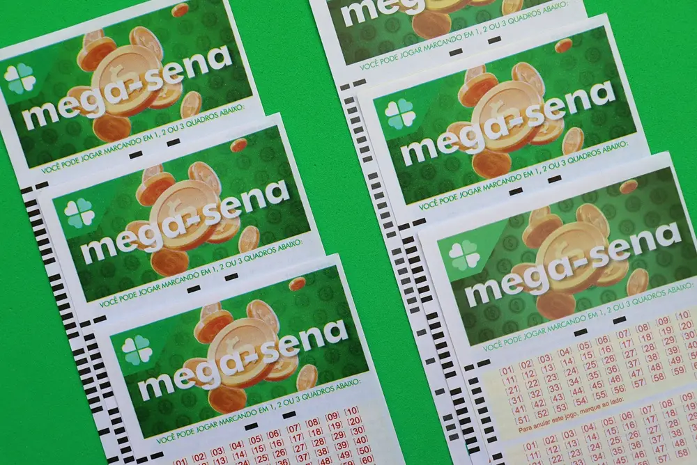 Imagem da notícia Saiba qual horário do sorteio da Mega-Sena 30 anos; prêmio será de R$ 200 milhões