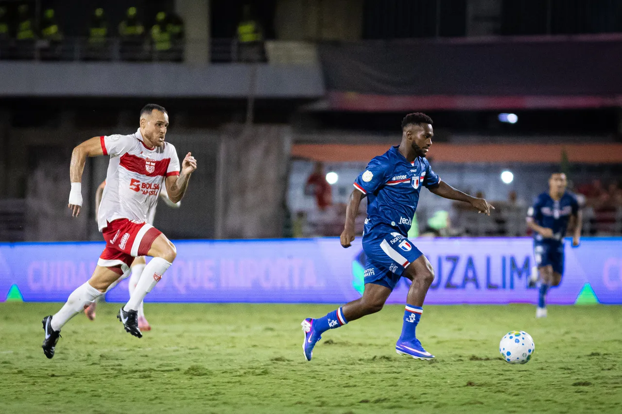 O Leão criou chances para vencer, mas avançou com o empate