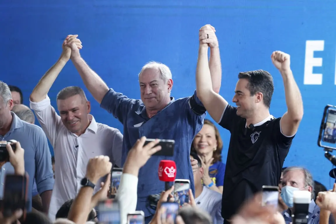 Políticos no evento.