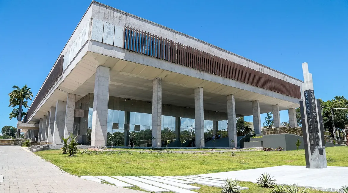 Prédio do TJCE.