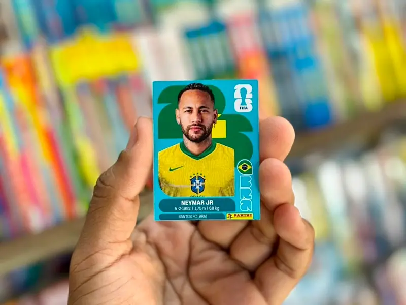 O design da figurinha pirata parece idêntico ao dos cromos originais