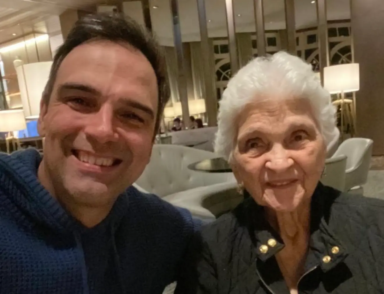 Imagem da notícia Morre aos 92 anos mãe do apresentador Tadeu Schmidt