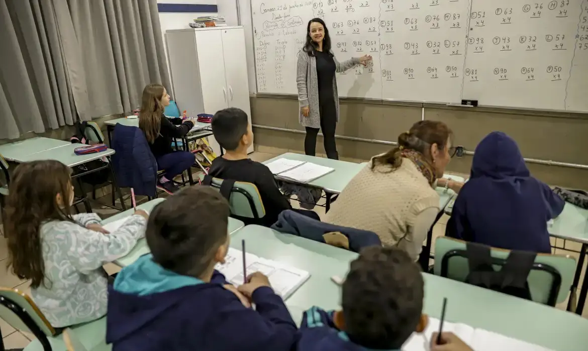 Valor proposto pelo governo garante ganho real com aumento de 5,4%.