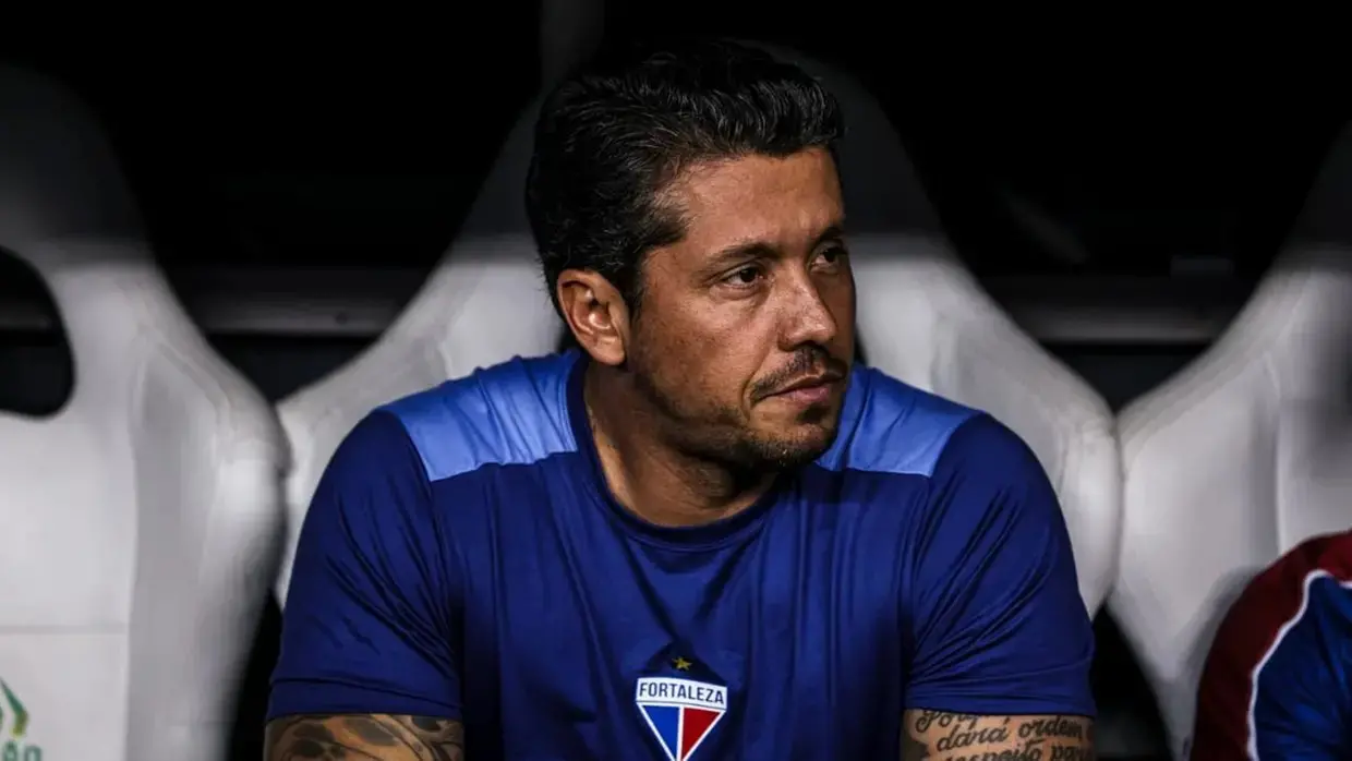 Thiago Carpini em ação pelo Fortaleza