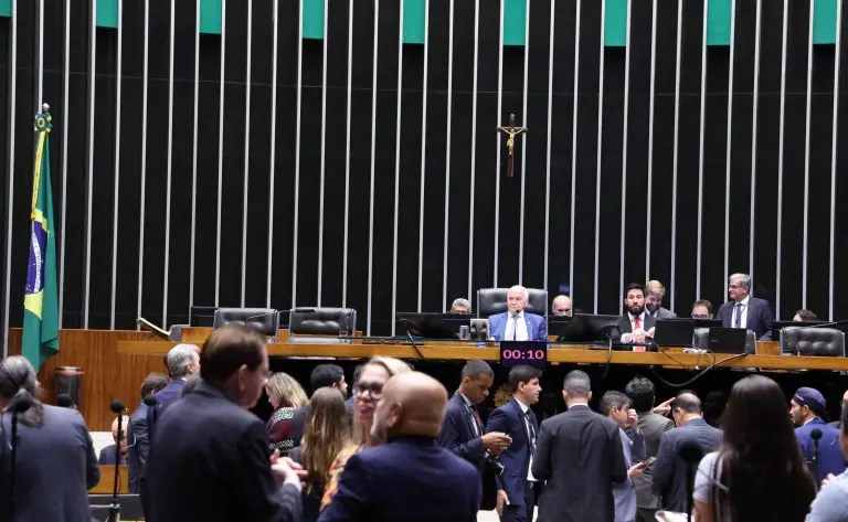 Imagem da Câmara dos Deputados para ilustrar matéria sobre câmara aprova em 1º turno PEC que amplia imunidade tributária de igrejas e entidades ligadas.