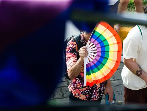 Imagem da notícia: Falta de dados sobre a população LGBT+ gera ineficiência econômica e aprofunda desigualdade