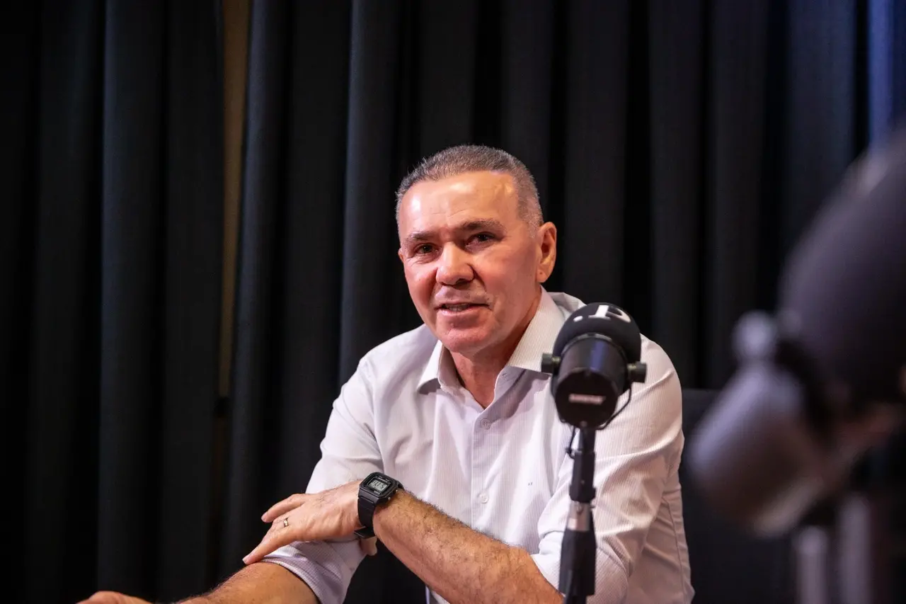 Imagem da notícia Alcides Fernandes diz que PL já definiu pré-candidatura ao Senado; Priscila Costa rebate deputado