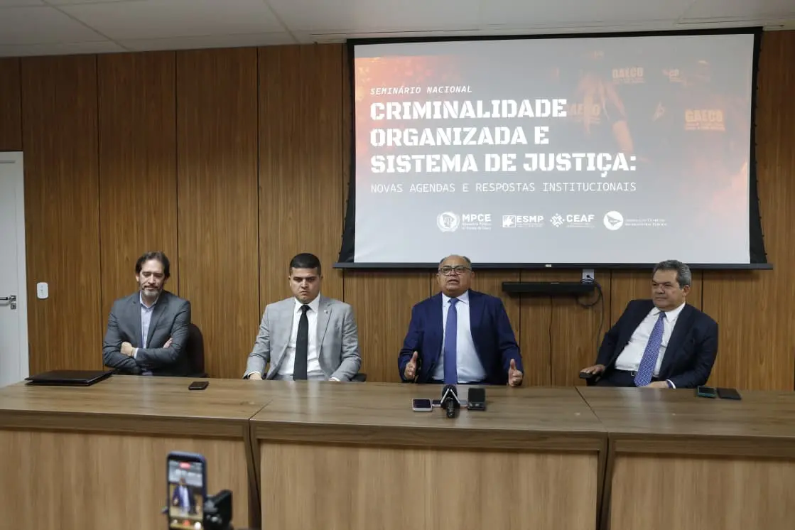 Especialistas de vários estados do País participam do evento do MP em Fortaleza.