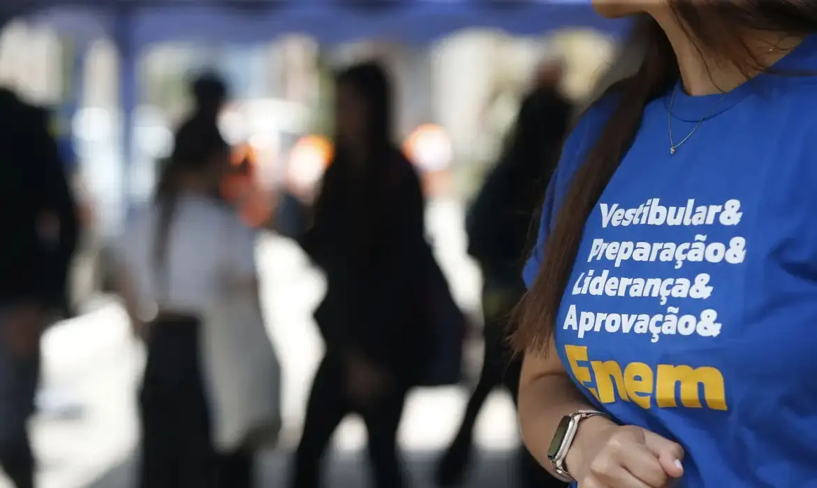 Imagem da notícia Candidatos do Enem com TOC, ansiedade ou fibromialgia poderão ter acompanhante