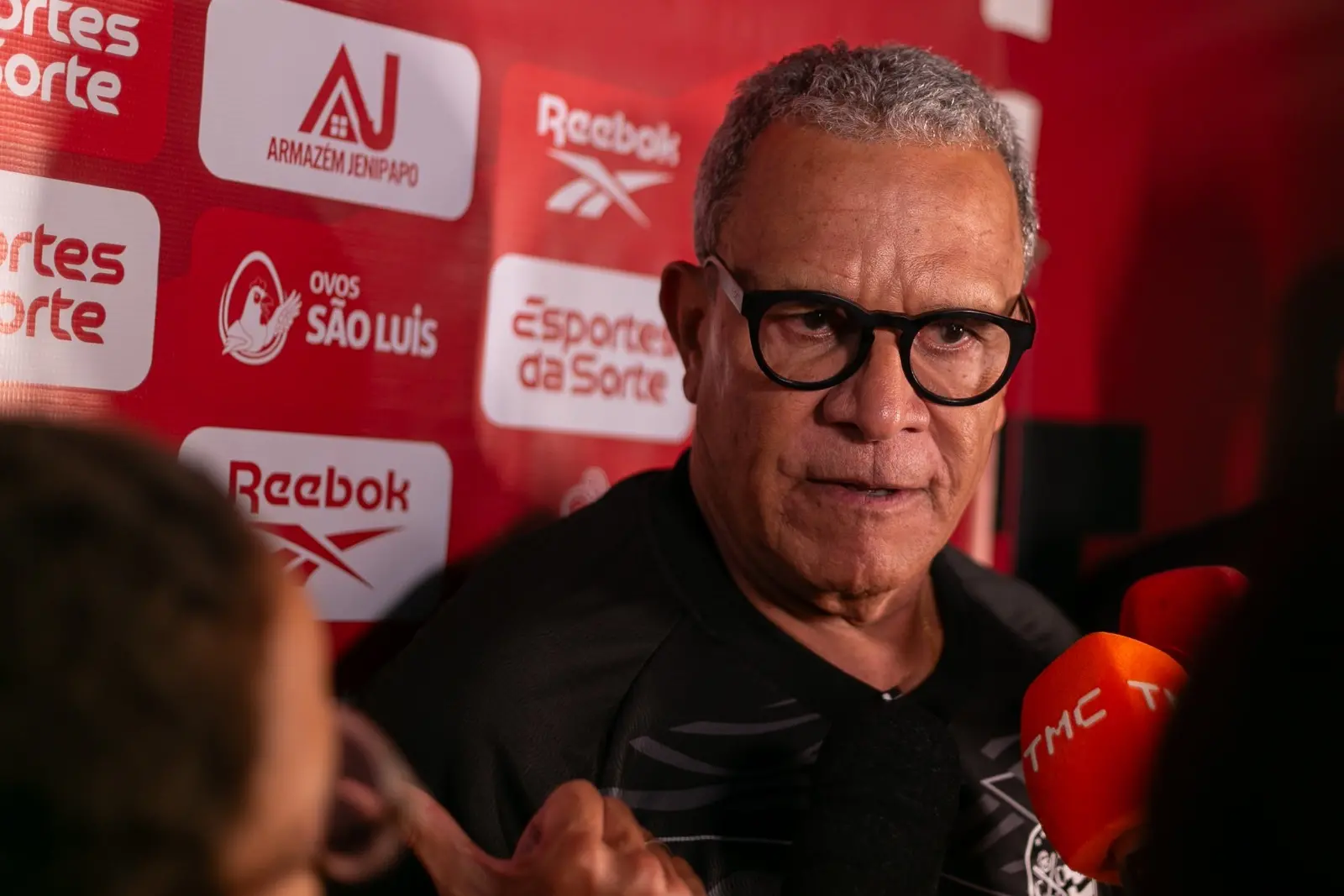 Ceará faz contato por Hélio dos Anjos, técnico do Náutico