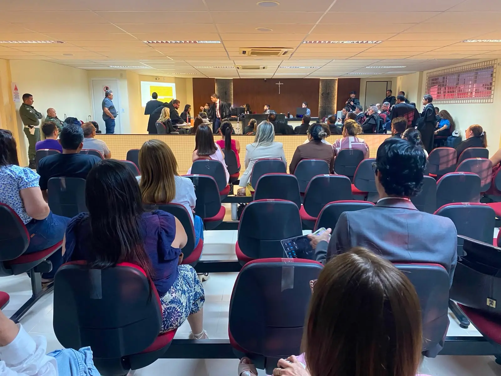 juri mp pessoas plenario sessao forum