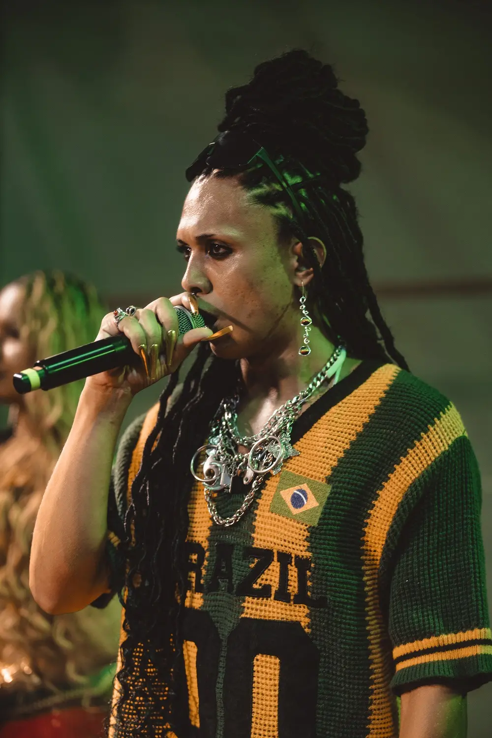 Rapper Má Dame se apresenta na Estação das Artes.