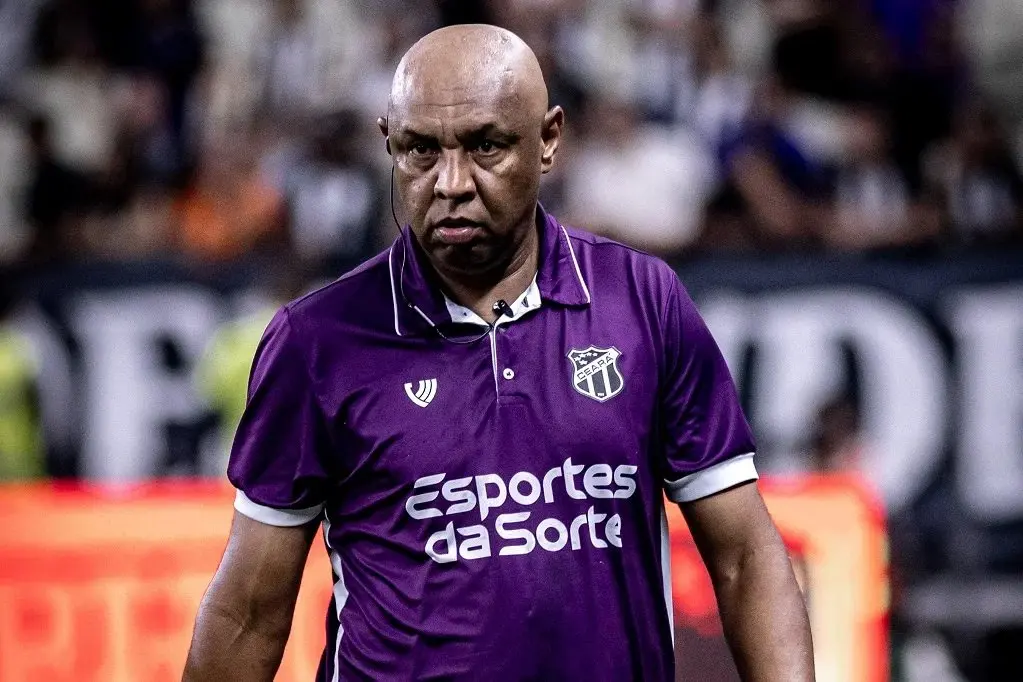 Anderson Batatais em ação pelo Ceará
