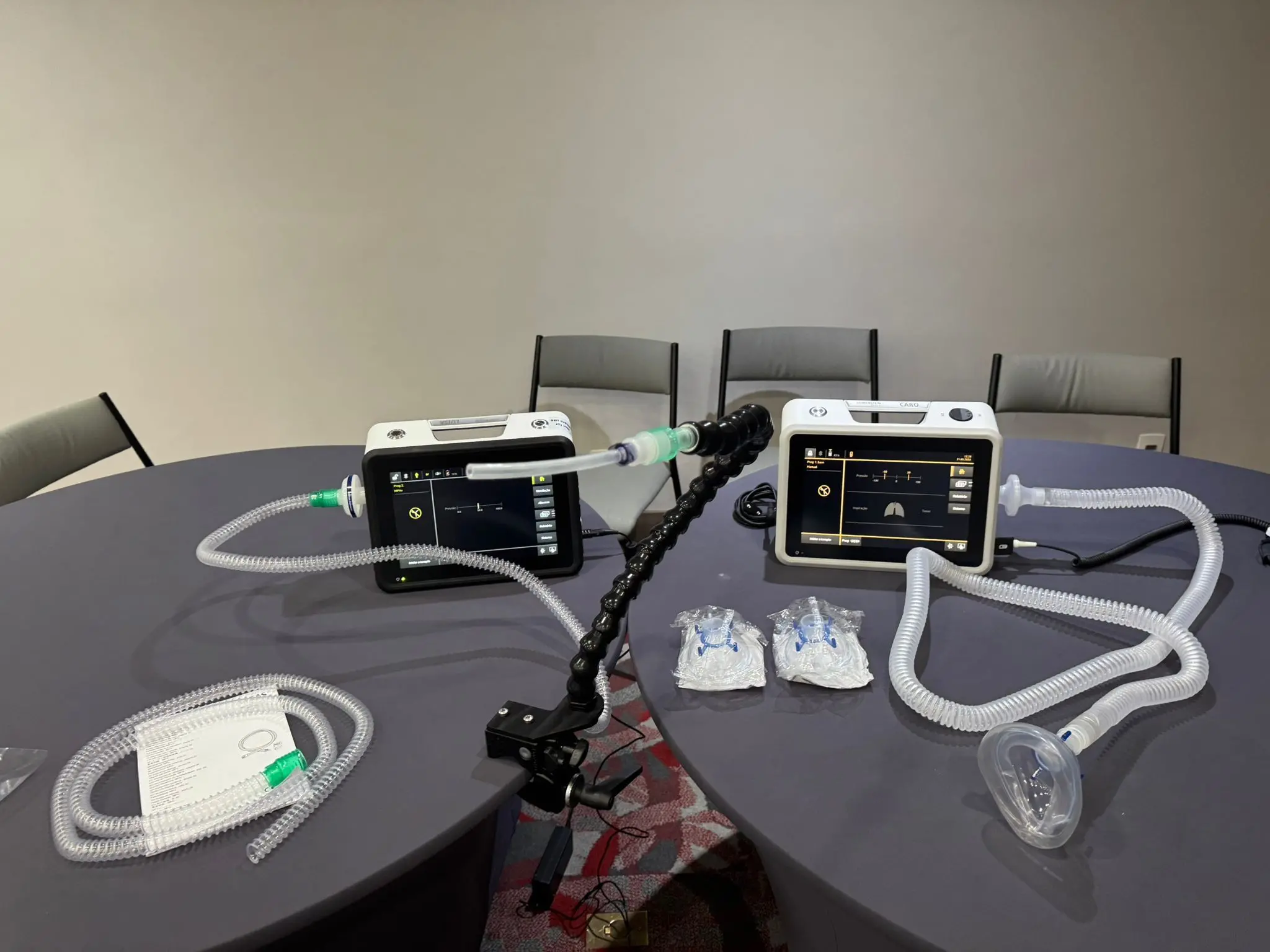 Equipamentos de ventilação mecânica.
