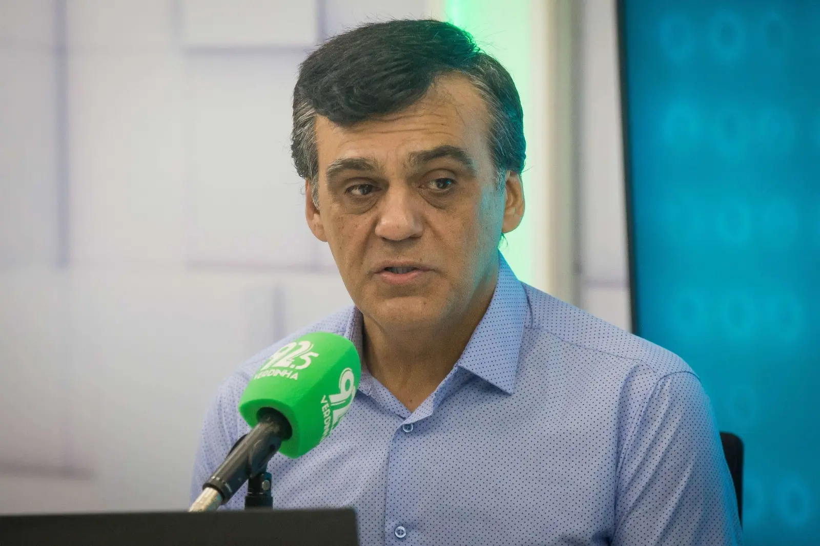 Foto do prefeito de Caucaia, Naumi Amorim.