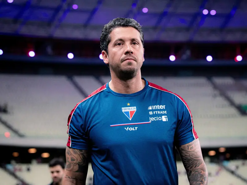 Thiago Carpini em ação pelo Fortaleza