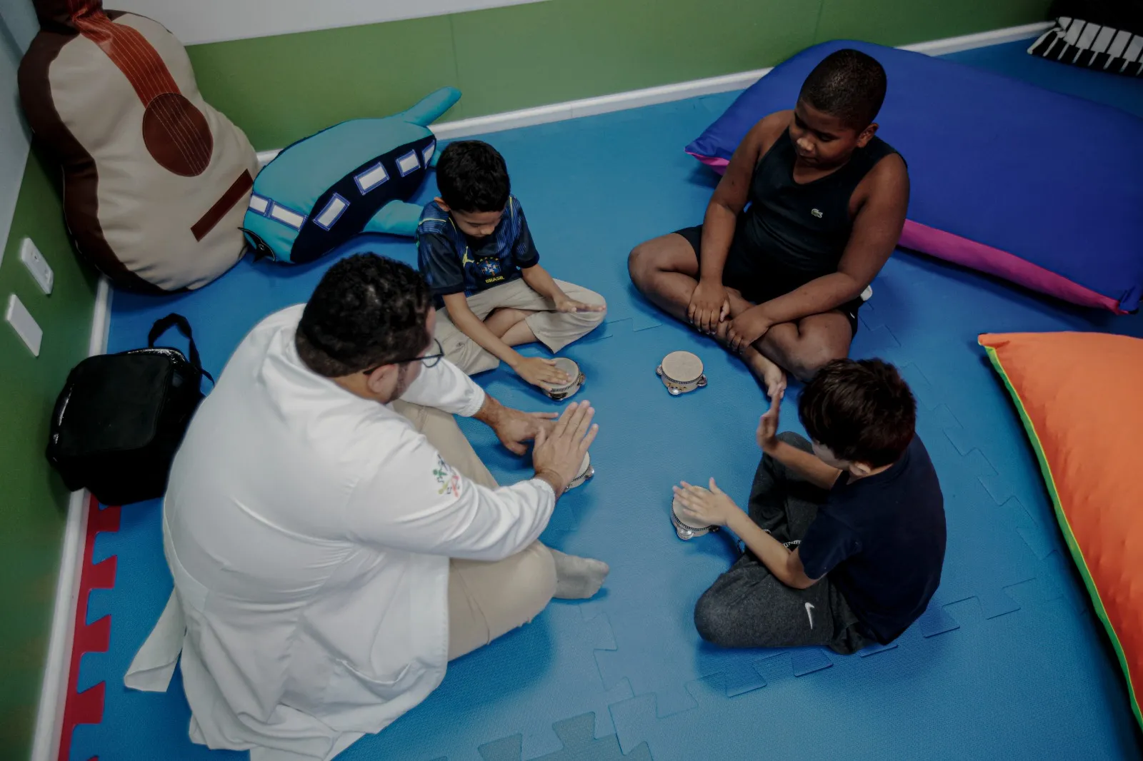 Sessões podem ser individuais ou coletivas.