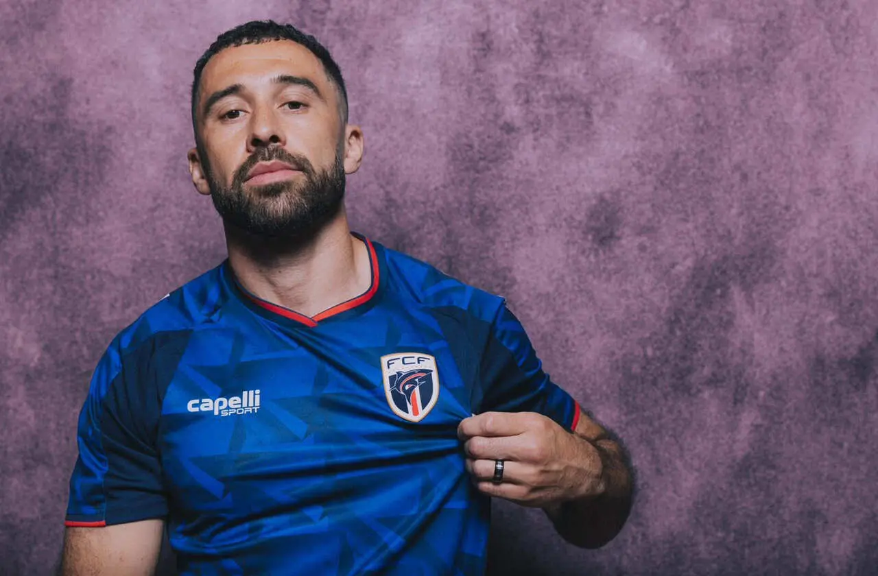 Imagem da notícia Convocado pelo LinkedIn: jogador de Cabo Verde quase ignorou mensagem e hoje joga a Copa do Mundo