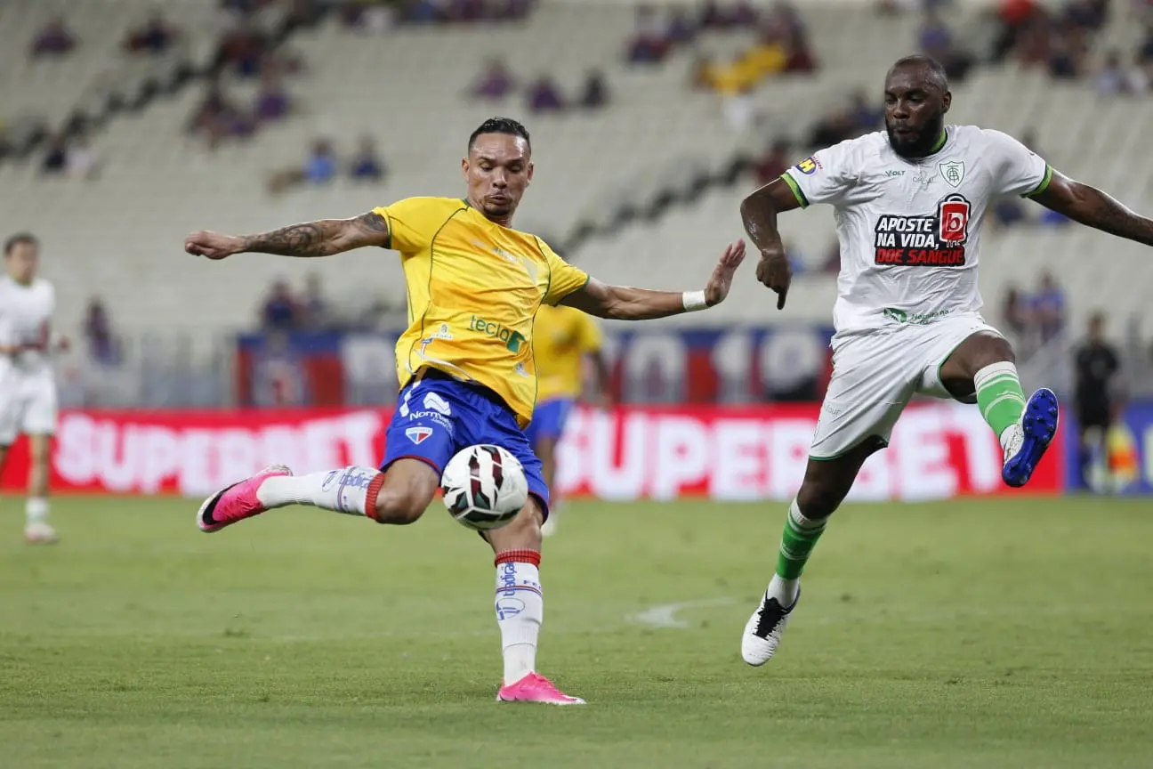Imagem da notícia Fortaleza perde para o lanterna América-MG por 3x0 no Castelão e não se aproxima do G2 da Série B