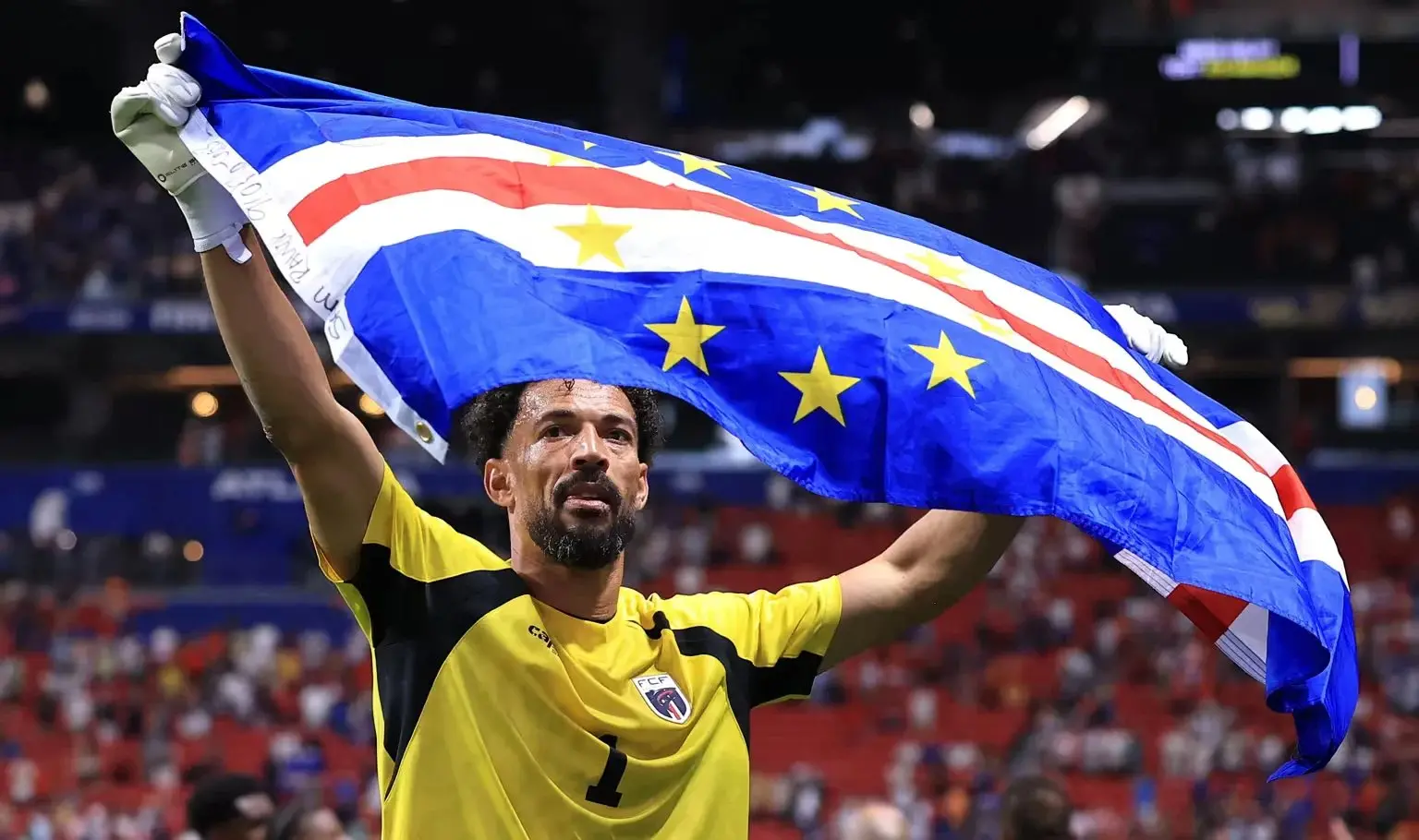Imagem da notícia Fenômeno Global: Vozinha já é o 4° goleiro com mais seguidores da Copa