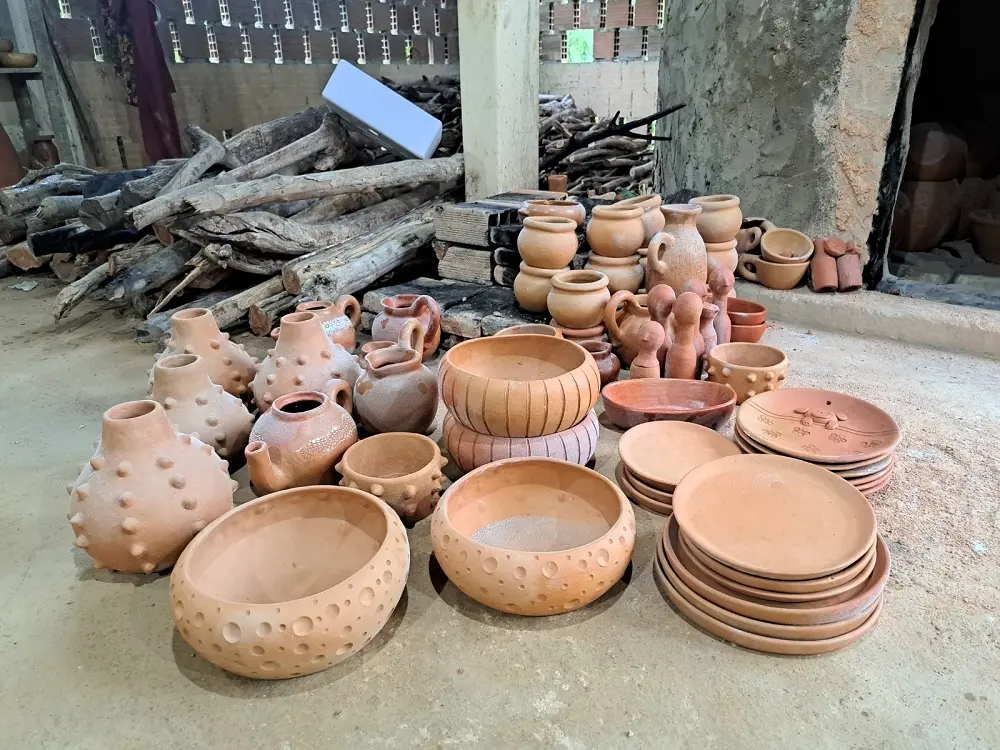 Arte cerâmica indígena do Sítio Tope, localizado a uns 4km de Viçosa do Ceará.