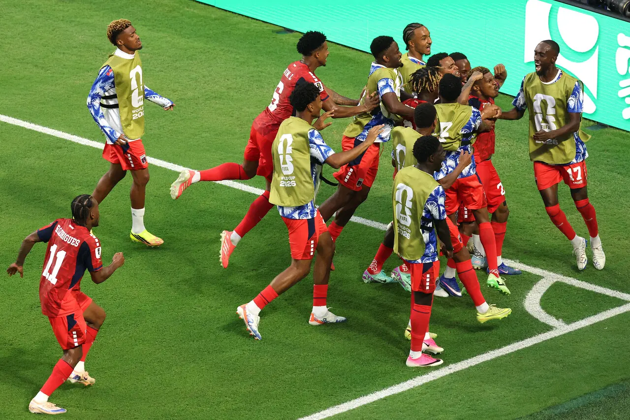 Imagem da notícia Histórico: Cabo Verde faz primeiro gol em Copas do Mundo, empata e complica o Uruguai