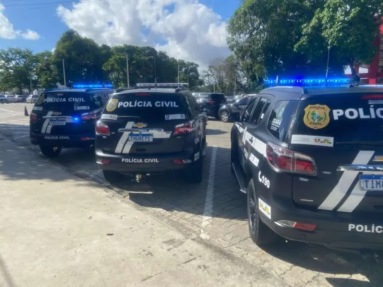Imagem da notícia Justiça libera conta de mulher investigada em esquema milionário do Comando Vermelho no Ceará