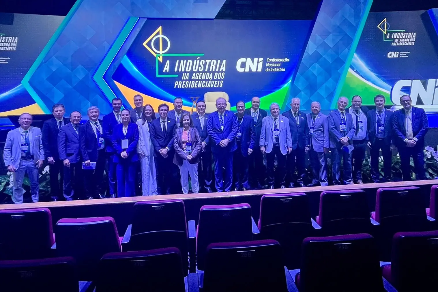 Imagem da notícia CNI entrega aos presidenciáveis propostas para a economia 