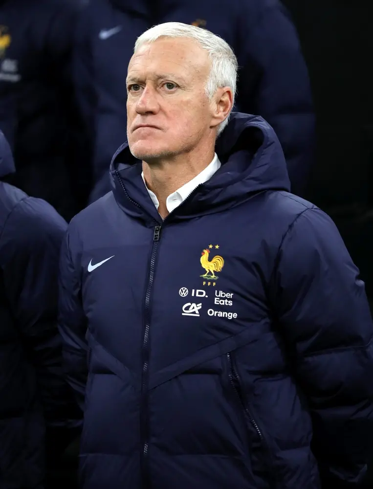 Imagem da notícia Mãe de Didier Deschamps morre, e técnico desfalca a França na Copa do Mundo