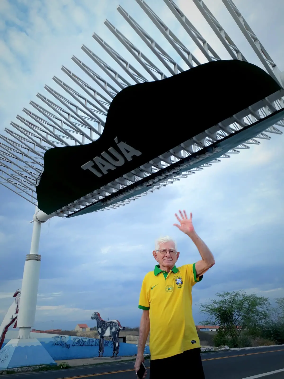 Imagem da notícia Cearense de 101 anos testemunha todas as Copas do Mundo e crê no hexa: ‘É pra ganhar’