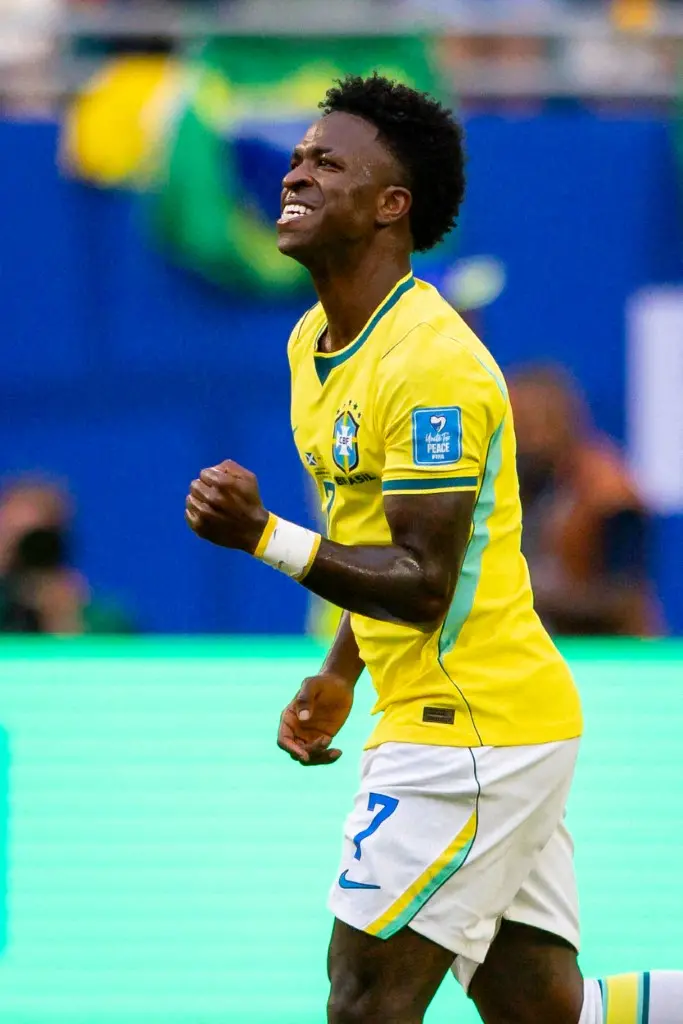 Imagem da notícia: Bora, Brasil! Vini Jr amplia para a Seleção diante da Escócia: acompanhe em tempo real